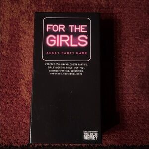 "For The Girls" adult party‎ game by What Do You Meme?